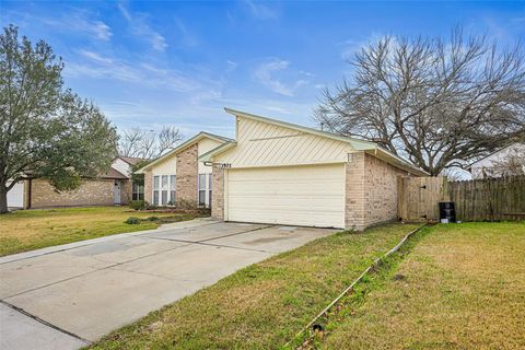 Photo of 3501 Old Oaks Drive, Baytown, TX 77521 (MLS # 37350318)
