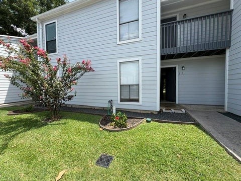 Condo For Sale - 13151 Walden Road #117<br/> Montgomery, TX 77356