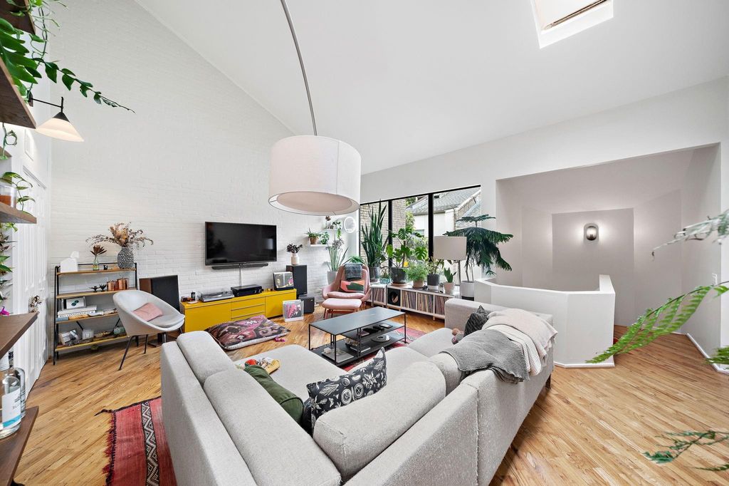 Photo of 3018 Baldwin Street, Houston, TX 77006 (MLS # 95894368)