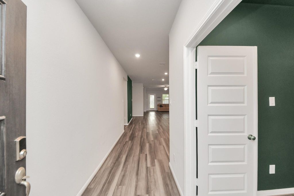 Photo of 518 Ellwood Terrace Lane, Richmond, TX 77406 (MLS # 33058488)