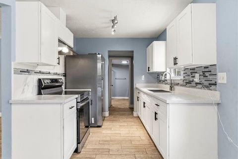 Photo of 6319 Mohawk Street, Houston, TX 77016 (MLS # 70514749)