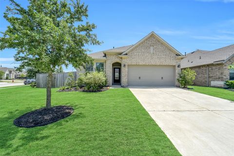 Photo of 2414 Lemon Grass Drive, Brookshire, TX 77423 (MLS # 72980813)