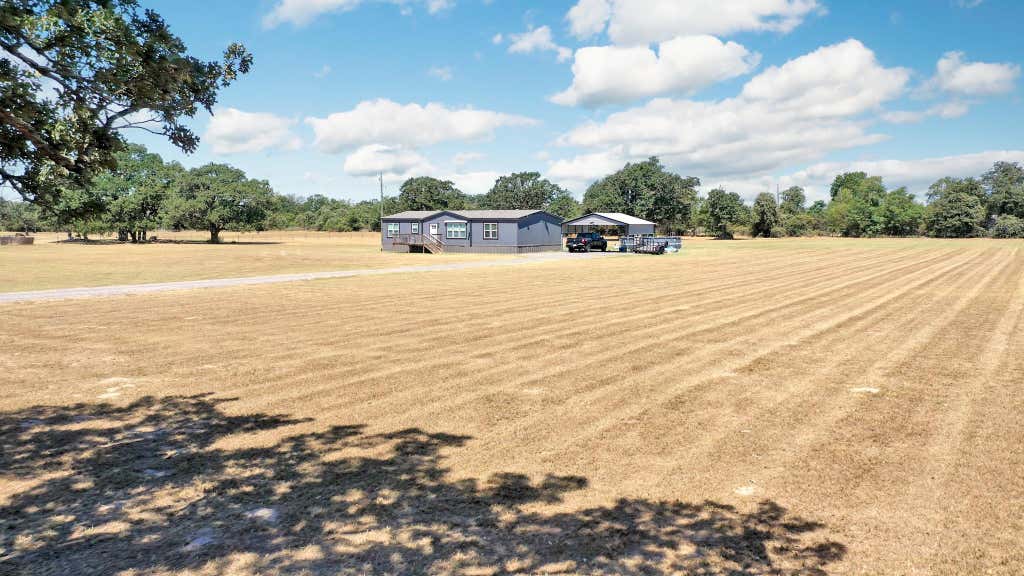Photo of 8938 Old Highway Road, Calvert, TX 77837 (MLS # 36068166)