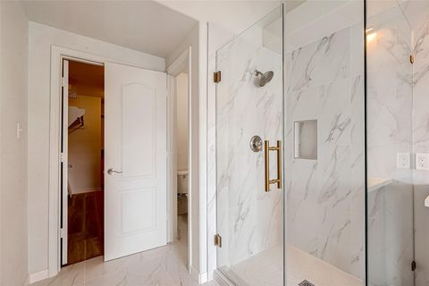 Tiny photo for 2150 Stacy Knoll, Houston, TX 77008 (MLS # 43705681)