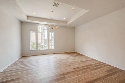 Tiny photo for 2150 Stacy Knoll, Houston, TX 77008 (MLS # 43705681)