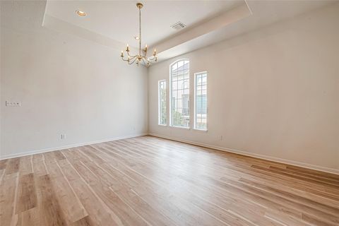 Tiny photo for 2150 Stacy Knoll, Houston, TX 77008 (MLS # 43705681)