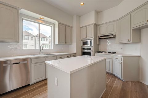 Tiny photo for 2150 Stacy Knoll, Houston, TX 77008 (MLS # 43705681)