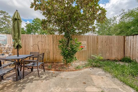 Tiny photo for 2150 Stacy Knoll, Houston, TX 77008 (MLS # 43705681)