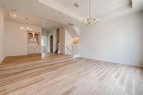 Tiny photo for 2150 Stacy Knoll, Houston, TX 77008 (MLS # 43705681)