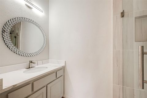 Tiny photo for 2150 Stacy Knoll, Houston, TX 77008 (MLS # 43705681)