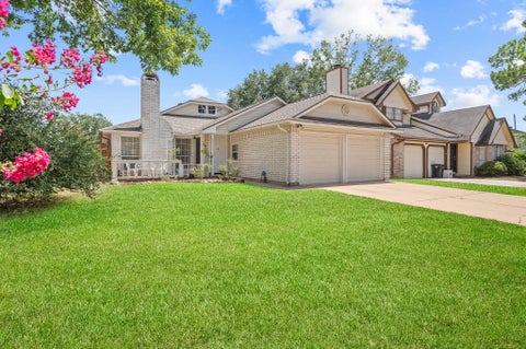 Photo of 19419 Lake Hollow Lane, Houston, TX 77084 (MLS # 34035129)