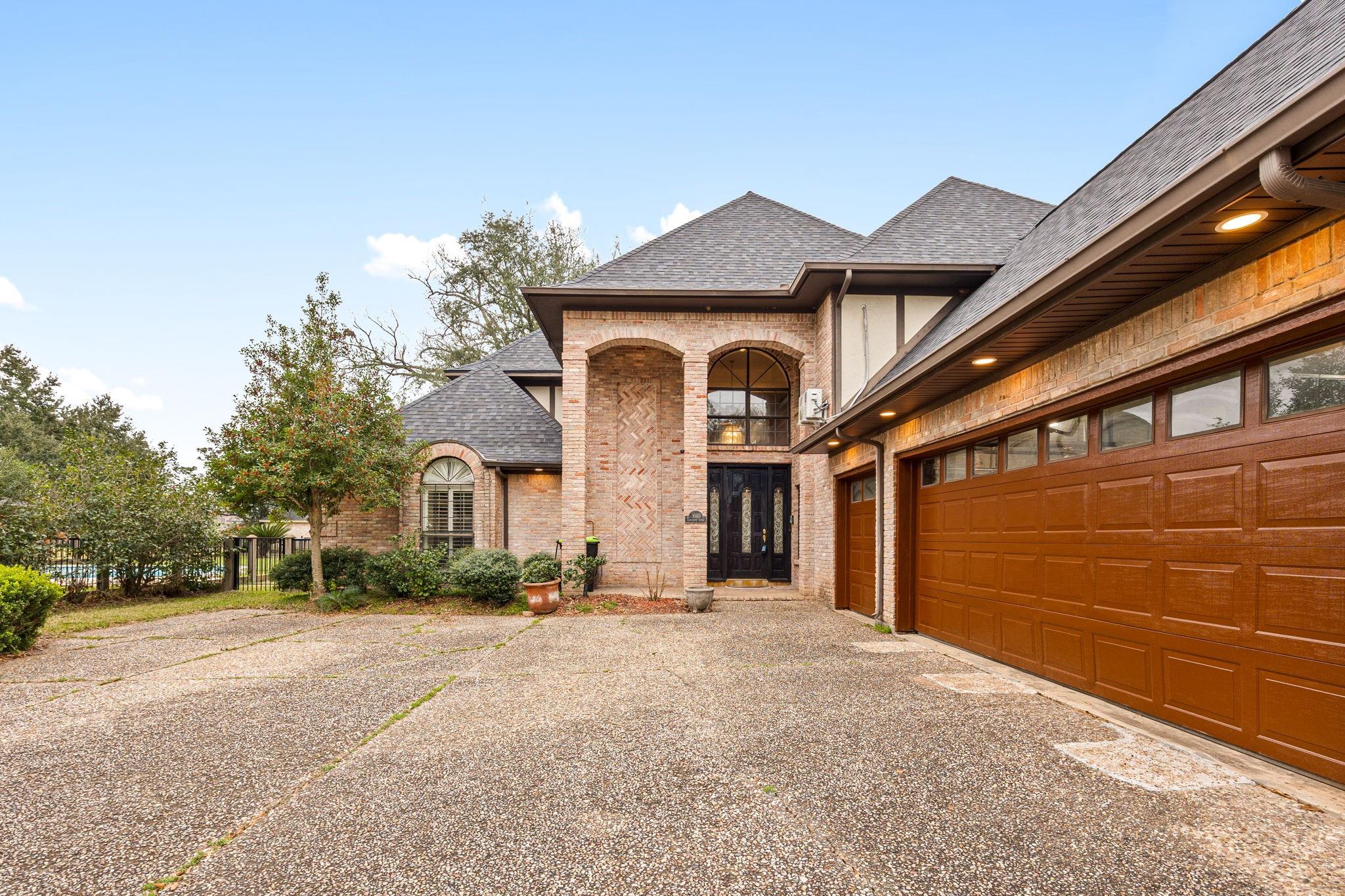 3510 Robinson Road