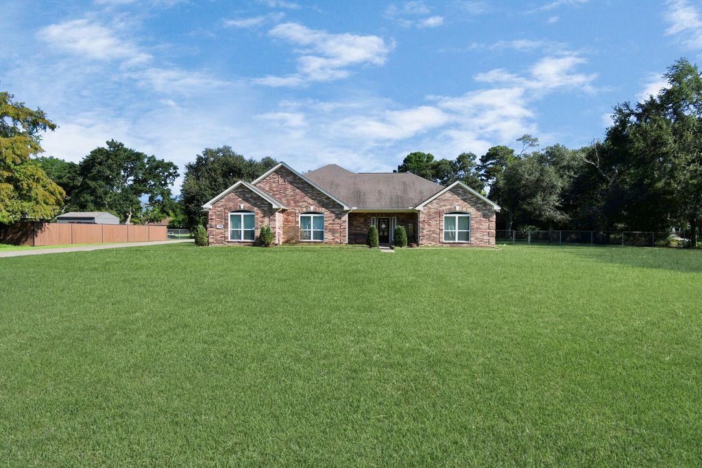 Photo of 17102 N Bear Creek Drive, Houston, TX 77084 (MLS # 57867931)