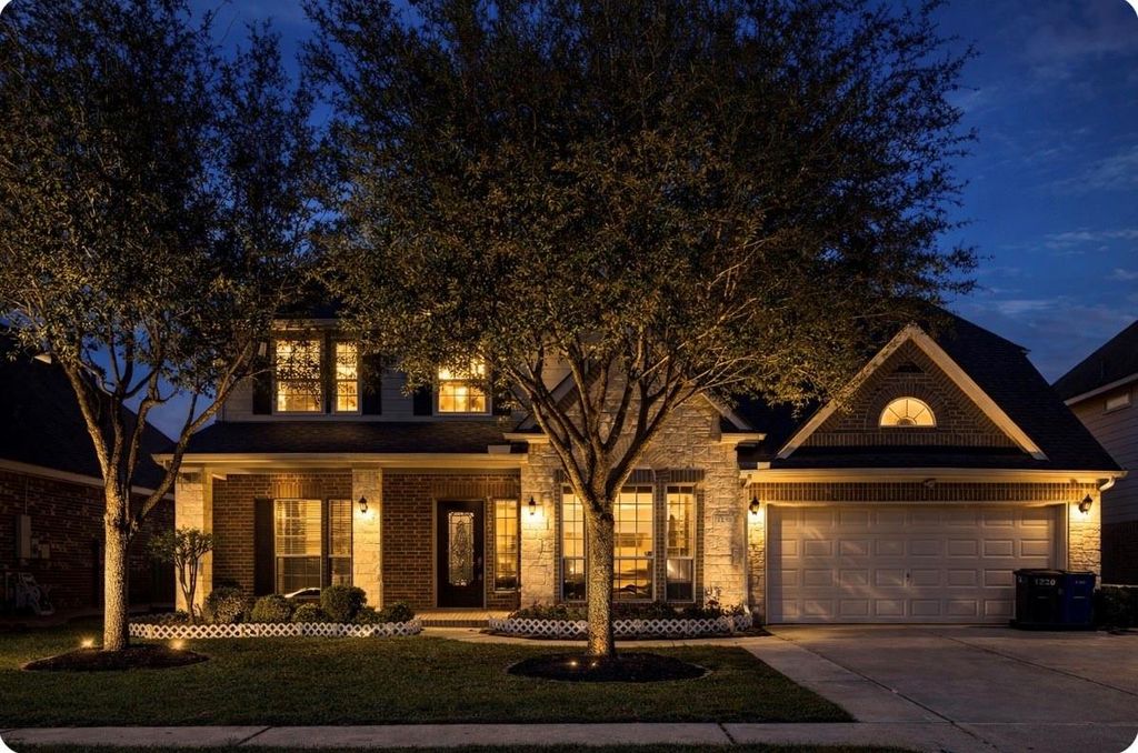 Photo of 1230 Martinez Court, Friendswood, TX 77546 (MLS # 12509367)