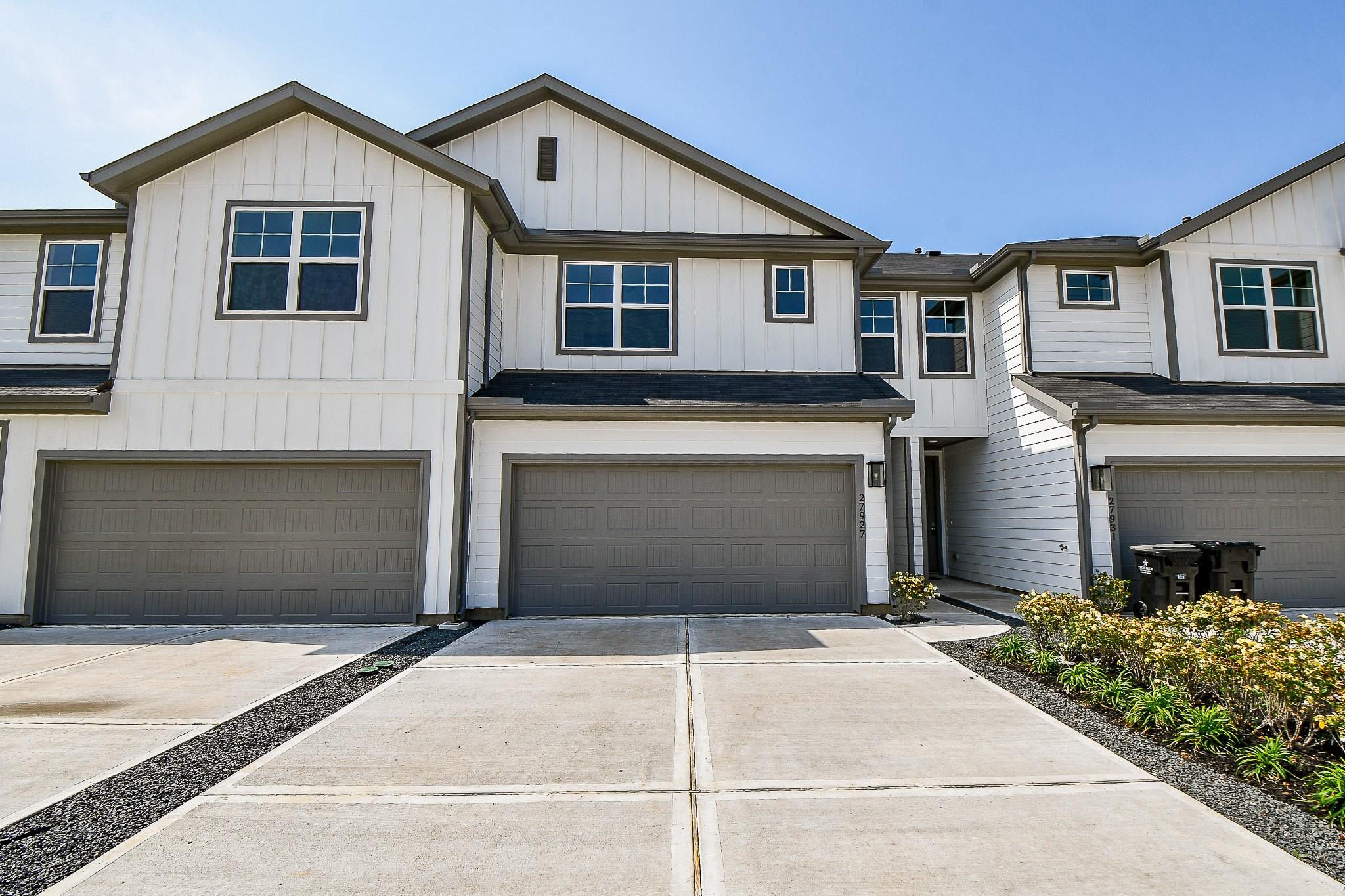 27927 Western Creek Court