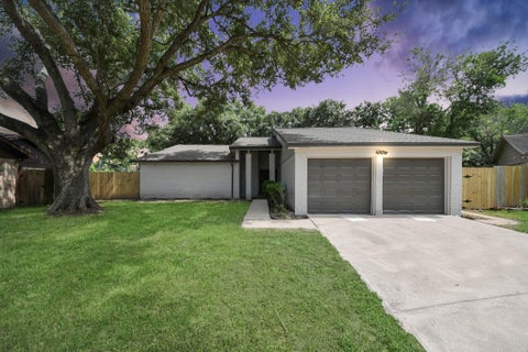 Photo of 1019 Summers Drive, Missouri City, TX 77489 (MLS # 33381570)