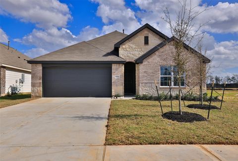 Photo of 10906 Ozone Court, Conroe, TX 77303 (MLS # 61320000)