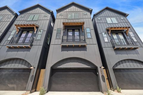 Photo of 2219 Bevis Street, Houston, TX 77008 (MLS # 58157370) Photo of 2219 Bevis Street, Houston, TX 77008 (MLS # 58157370)