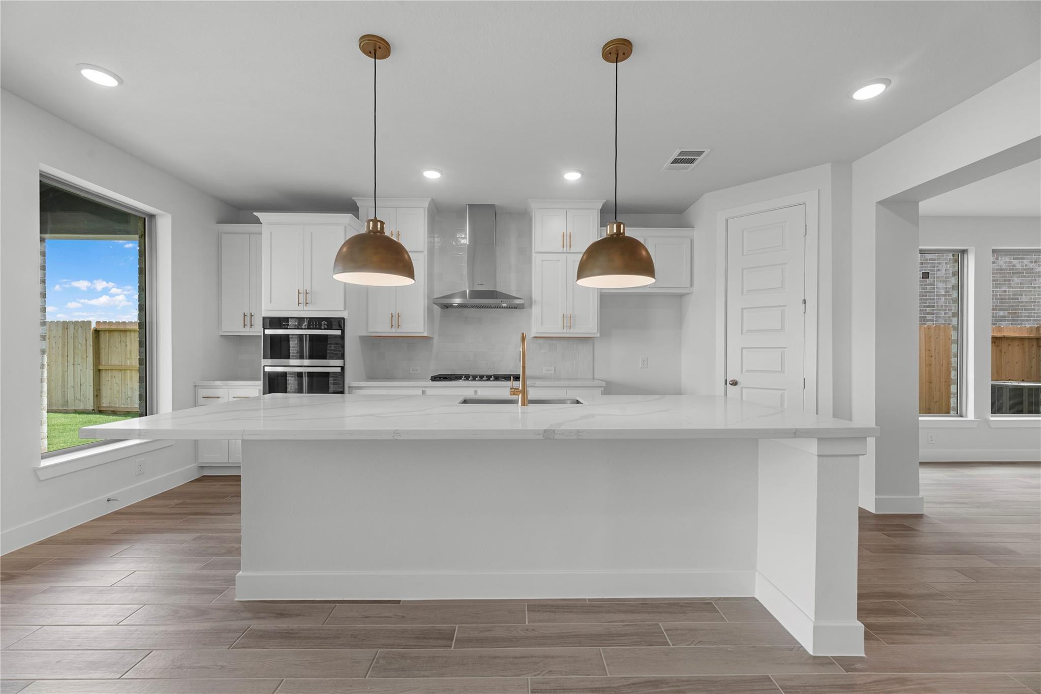 5615 Sandcastle Ridge Drive