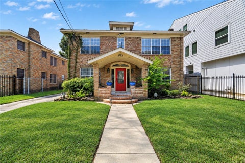 Photo of 1822 Rosedale Street #B, Houston, TX 77004 (MLS # 16750495)