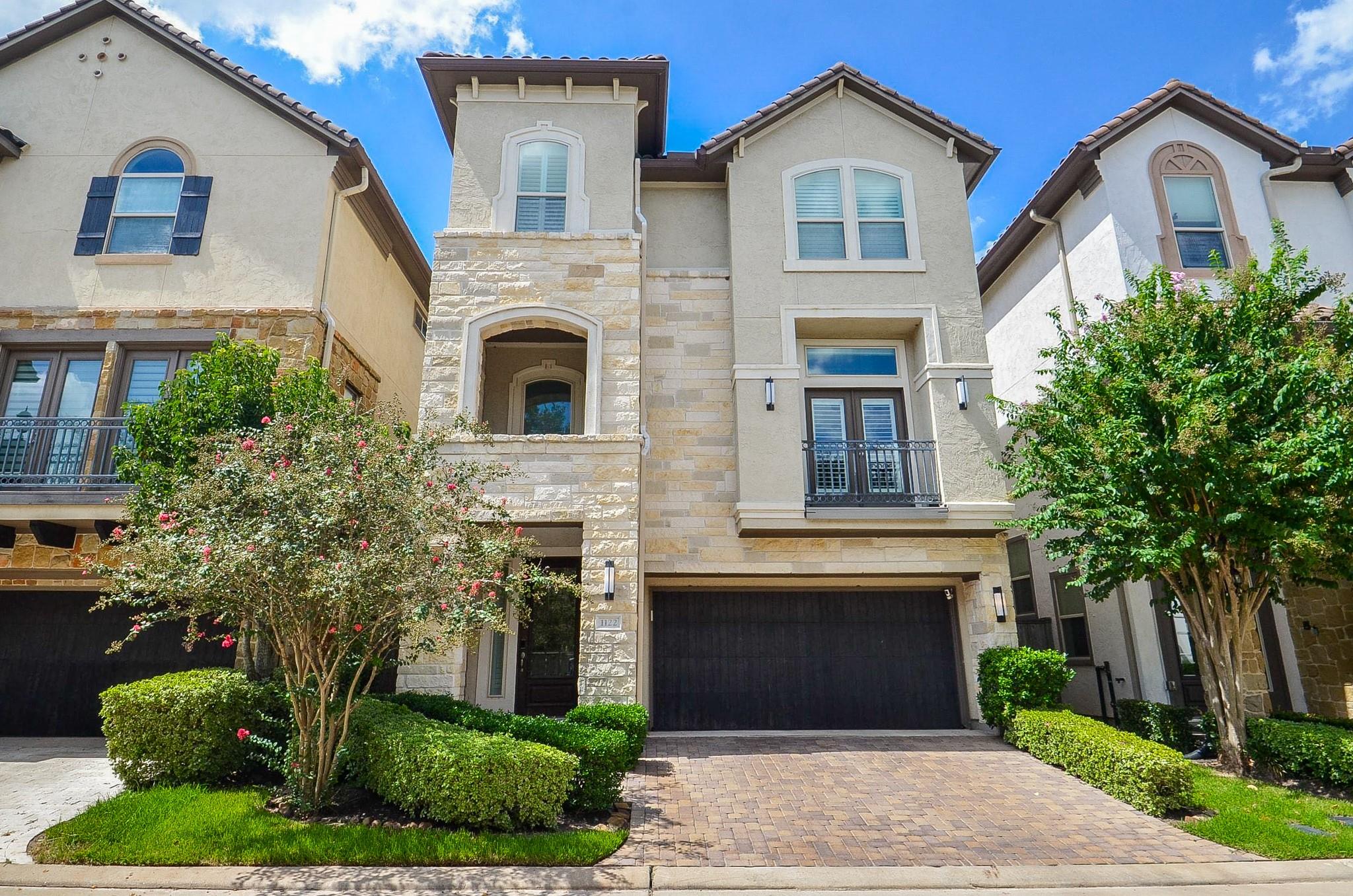 1122 Old Oyster Trail