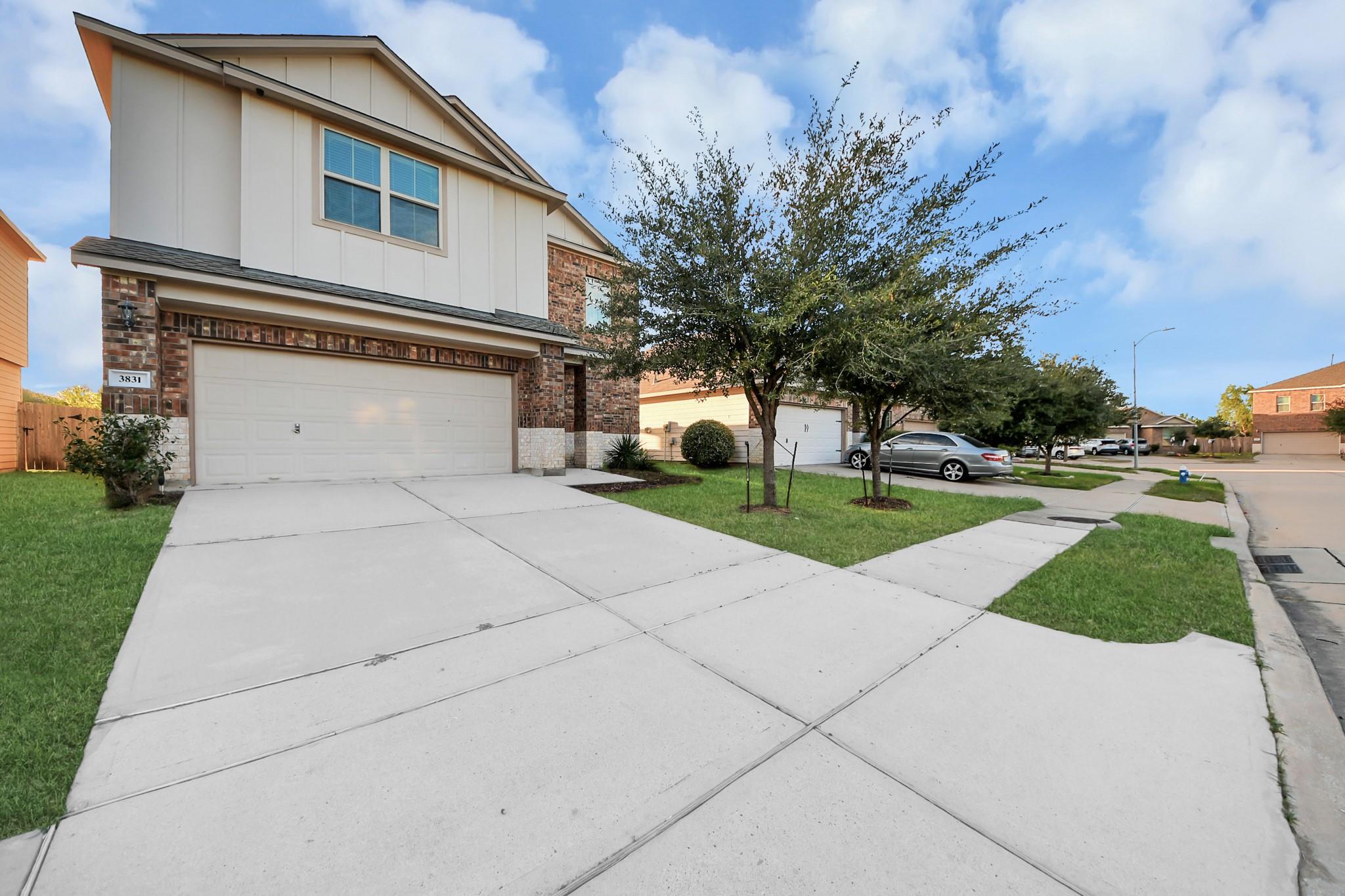 3831 Briar Water Court
