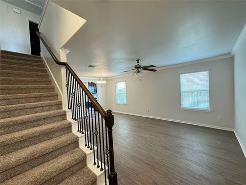 Photo of 12935 Almeda Crossing Court, Houston, TX 77048 (MLS # 32872279)