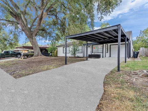 7914 Belbay Street Houston TX 77033