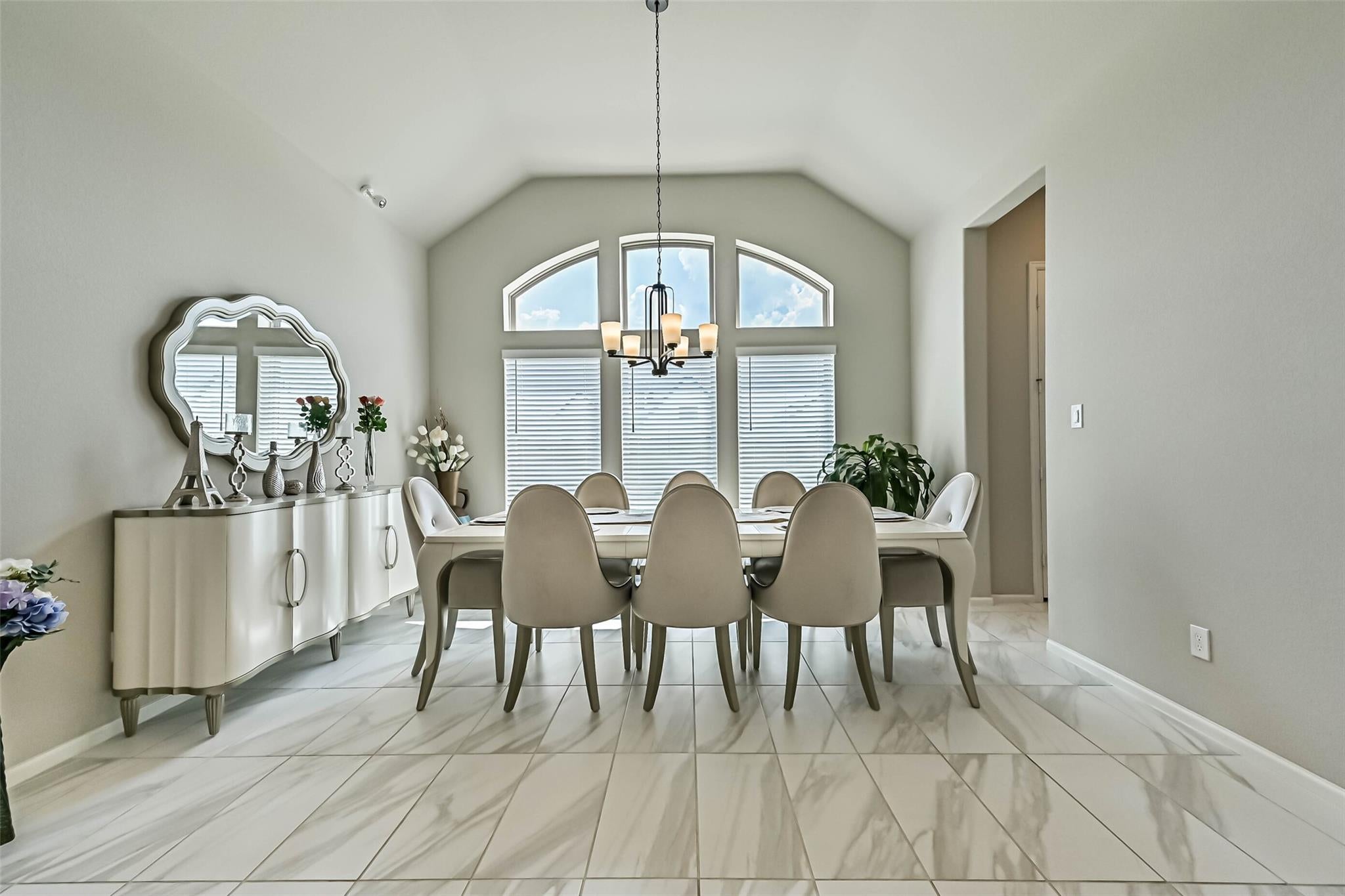 5138 Walnut Grove Lane