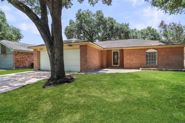 22007 BIRCH VALLEY DR, KATY, TX 77450 - Image aa2dabd09d11b618e73ec3fc4c9153e3/1106242221