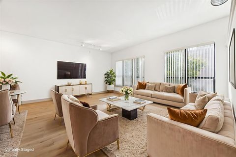 1901 Post Oak Boulevard 2203 Houston TX 77056