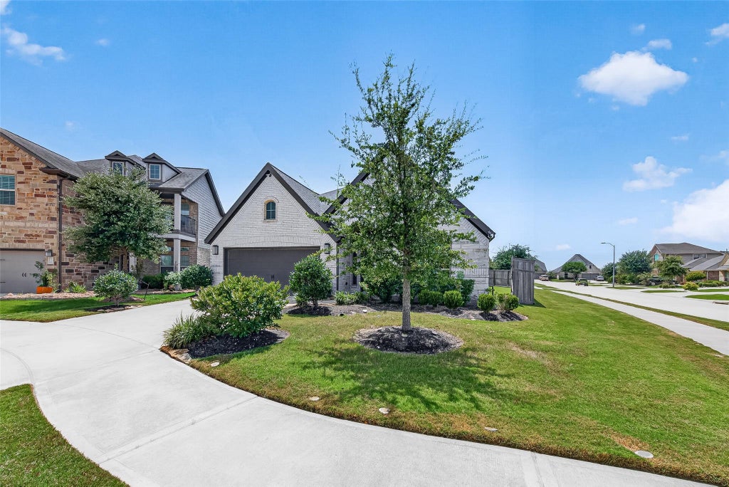 Photo of 29119 Sage Meadow Trail, Fulshear, TX 77441 (MLS # 49030937)