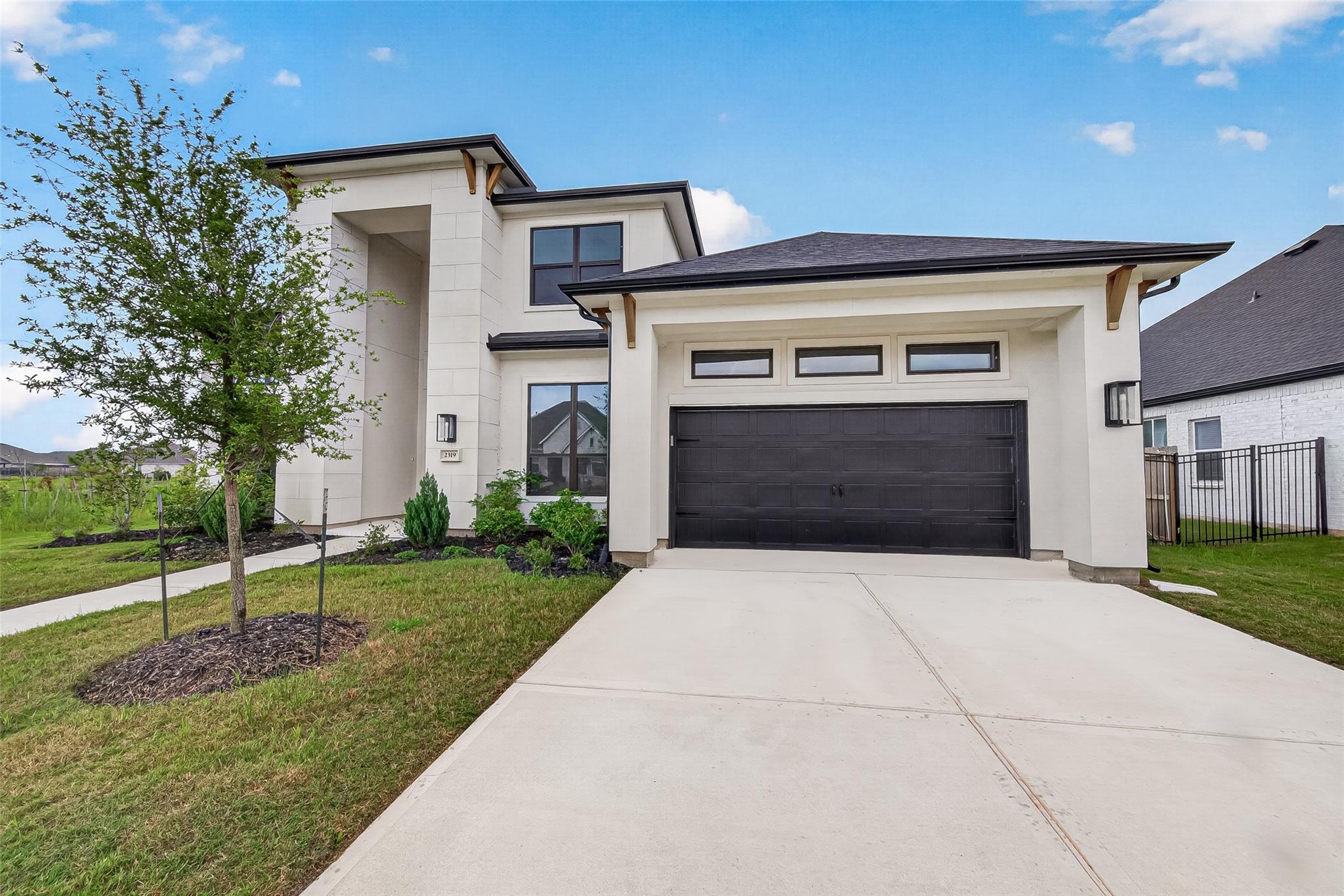 2319 Shooting Star Lane