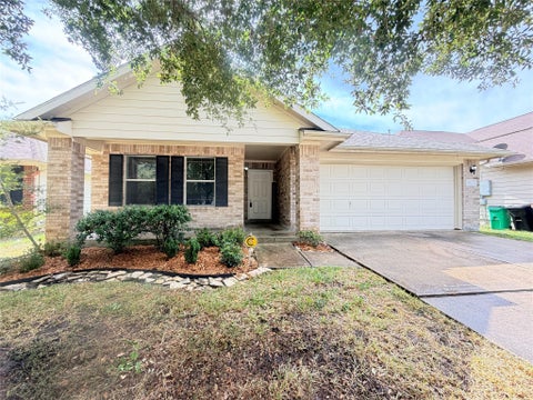 Photo of 14227 Willow Mountain Lane, Houston, TX 77047 (MLS # 32016205)