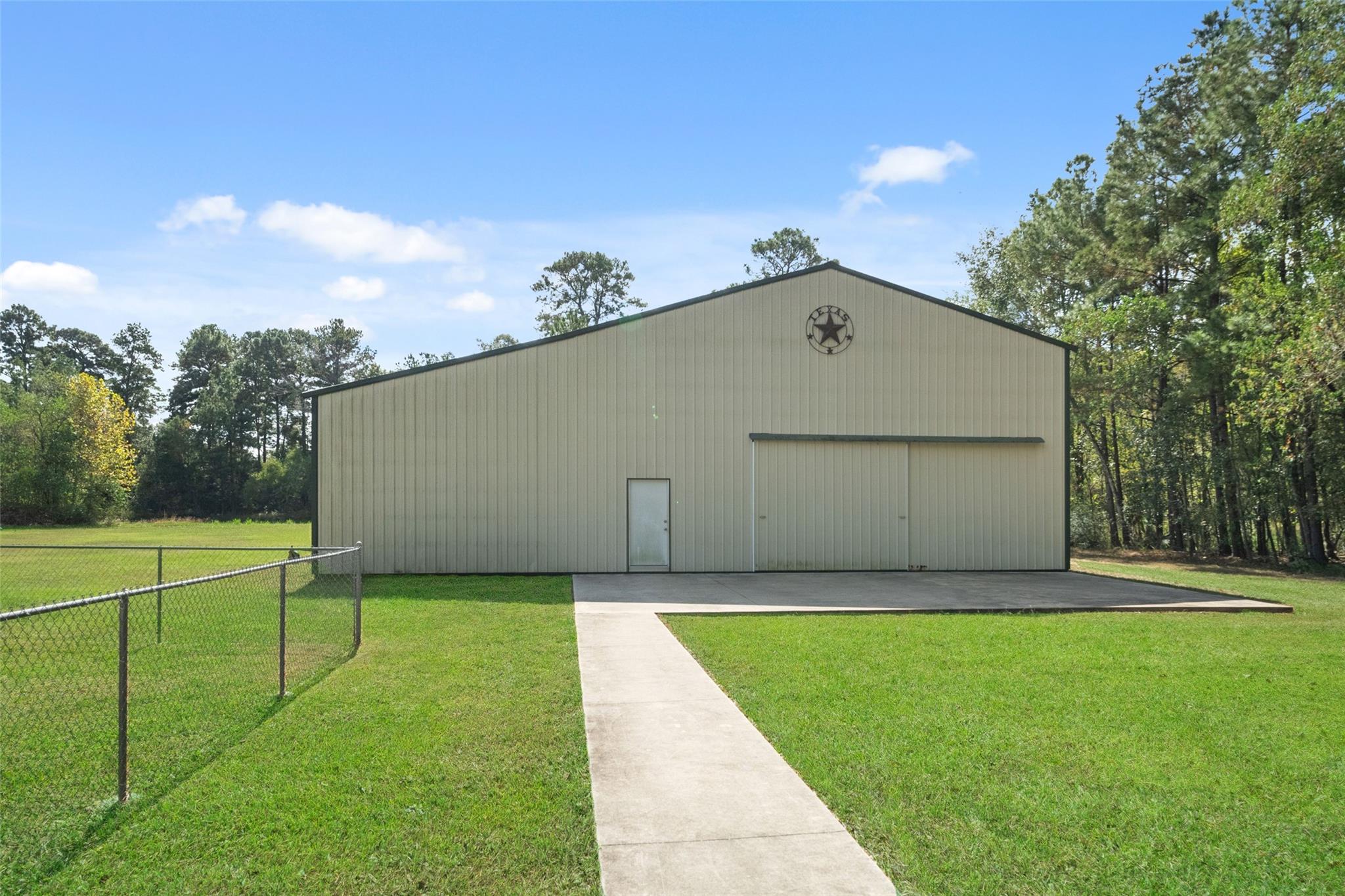 8807 Shadow Lane