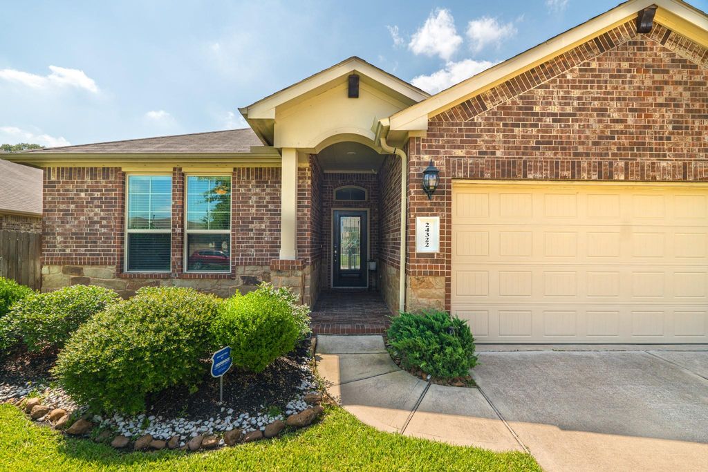 Photo of 24322 S Newcastle Bay Trail, Spring, TX 77389 (MLS # 87731756)
