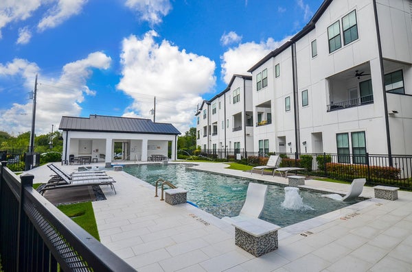 2812 GRAND FOUNTAINS DR UNIT G, HOUSTON, TX 77054 - Image aa46b32648c6496a044985f3bfa23f73/290609017