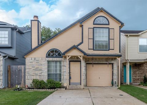 Photo of 5718 Fargo Drive, Dickinson, TX 77539 (MLS # 12925012)