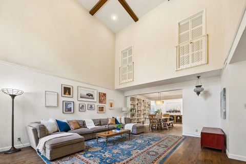 Townhouse For Sale - 2832 Bellefontaine Street<br/> Houston, TX 77025