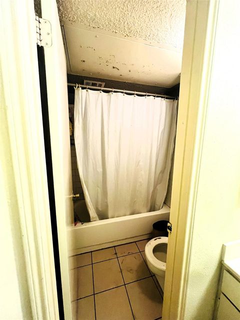 Tiny photo for 3600 Jeanetta Street #202, Houston, TX 77063 (MLS # 15985722)