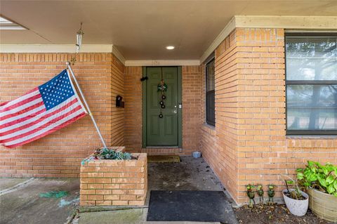 2428 9th Street N Texas City TX 77590