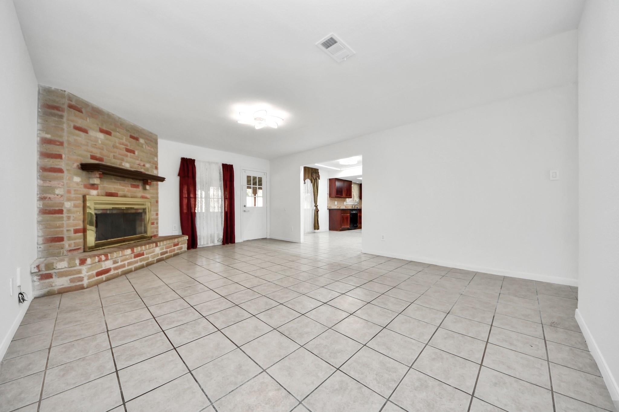 8407 Rivercross Road