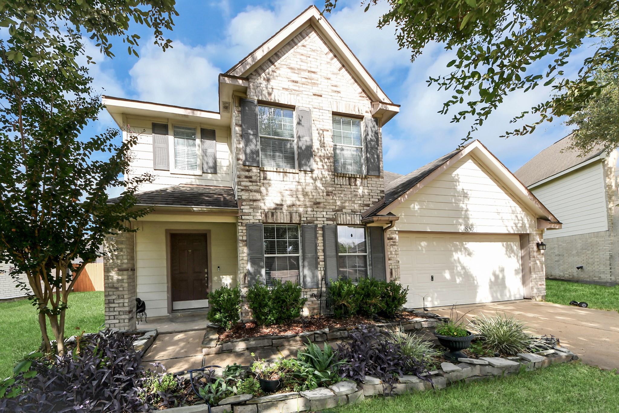 8527 Windy Thicket Lane