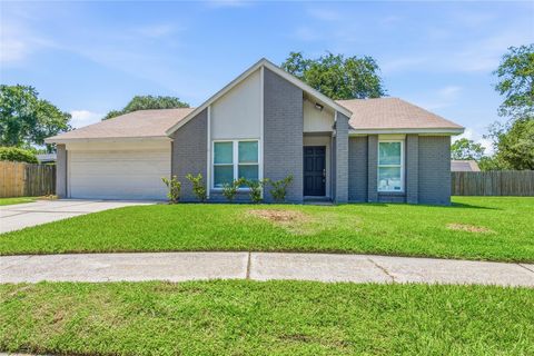 Photo of 2015 Stoney Court, Spring, TX 77373 (MLS # 53033057)