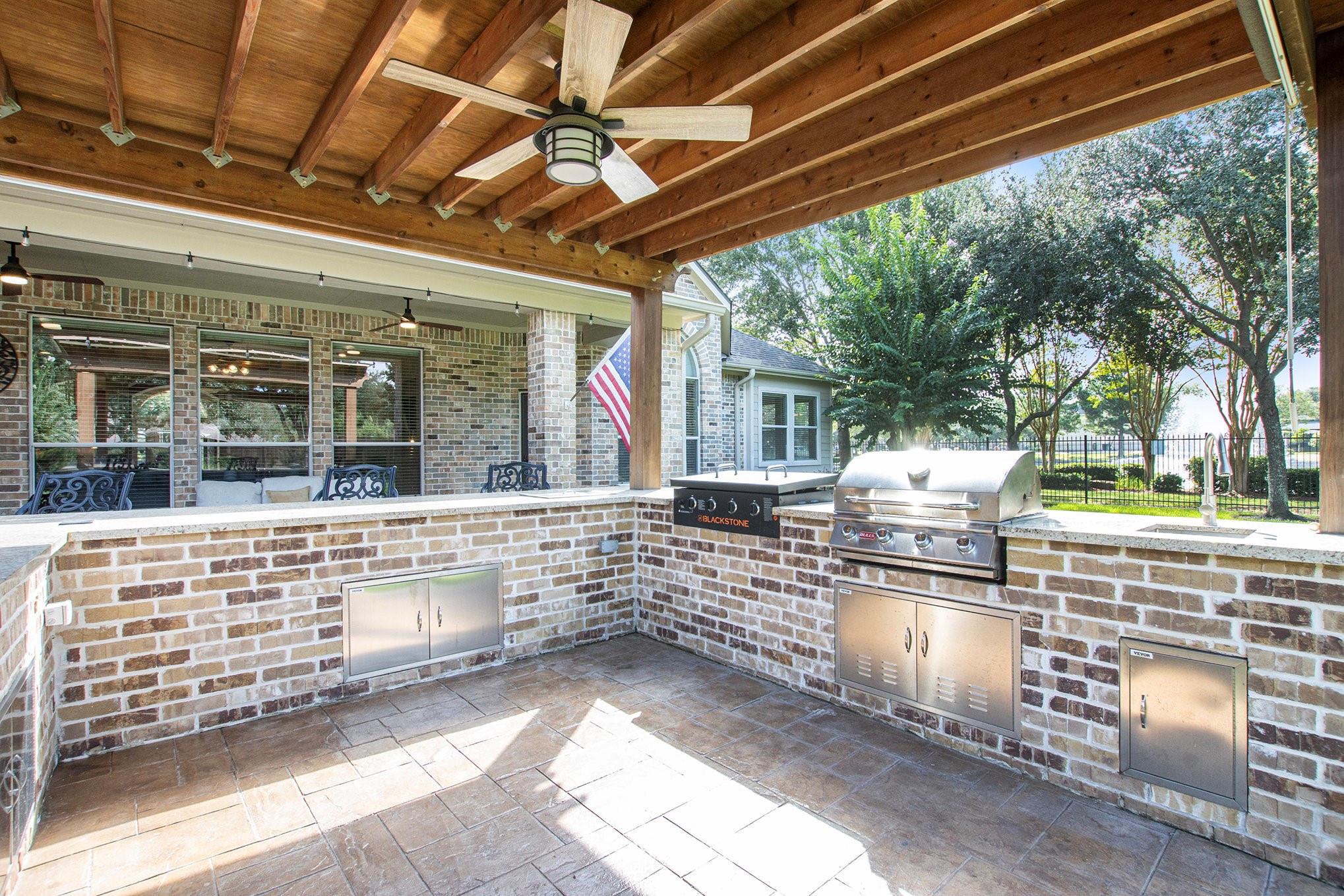 17403 Ledgefield