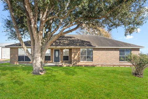 19214 County Road 268 East Bernard TX 77435