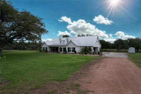 Photo of 4149 County Road 444, Hallettsville, TX 77964 (MLS # 81860981)