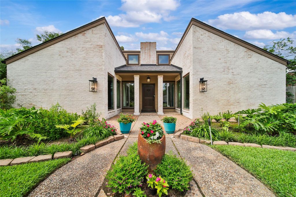 Photo of 702 Calthorte Court, Katy, TX 77450 (MLS # 83257423)