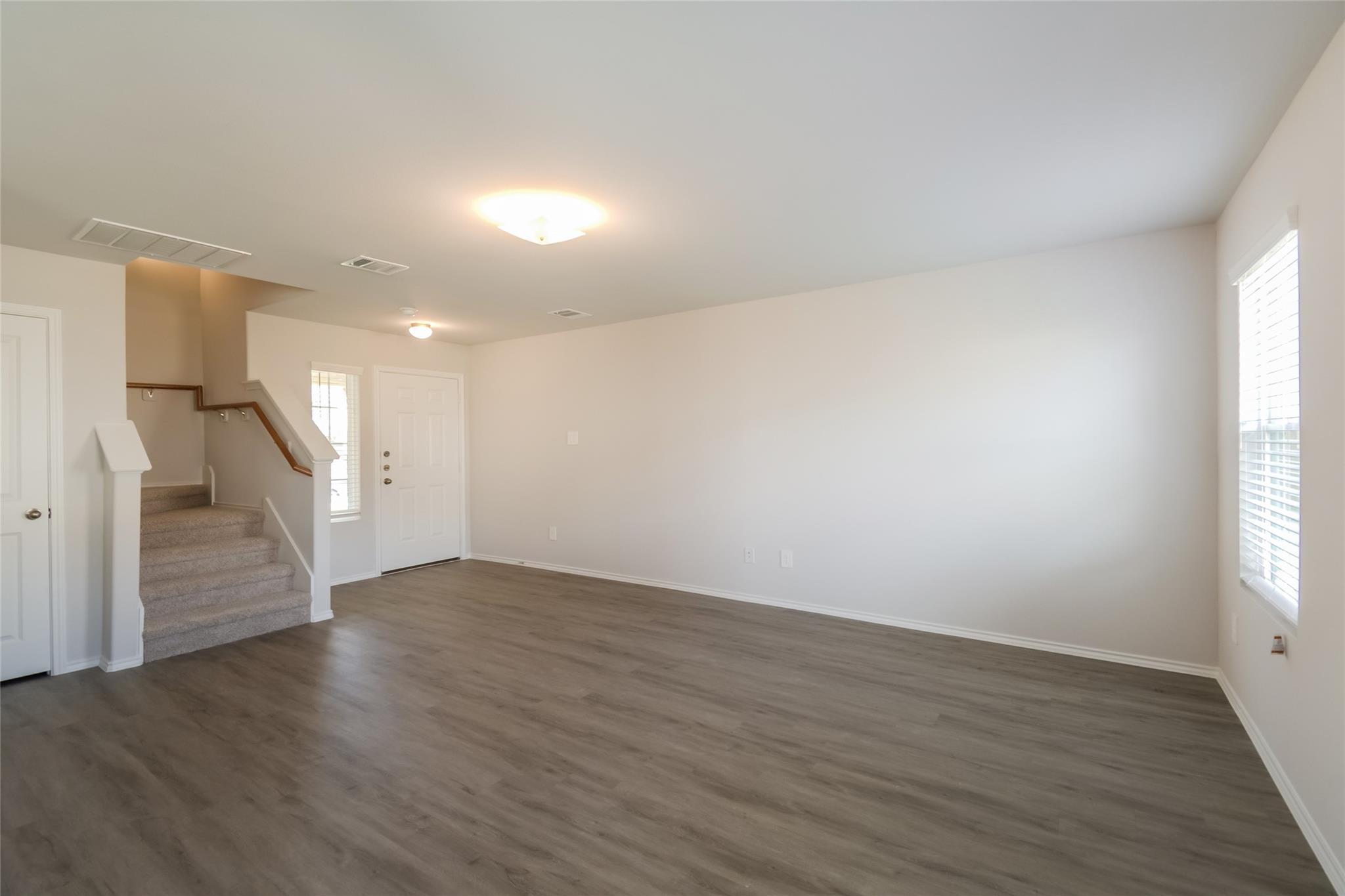 4915 Banyan Tree