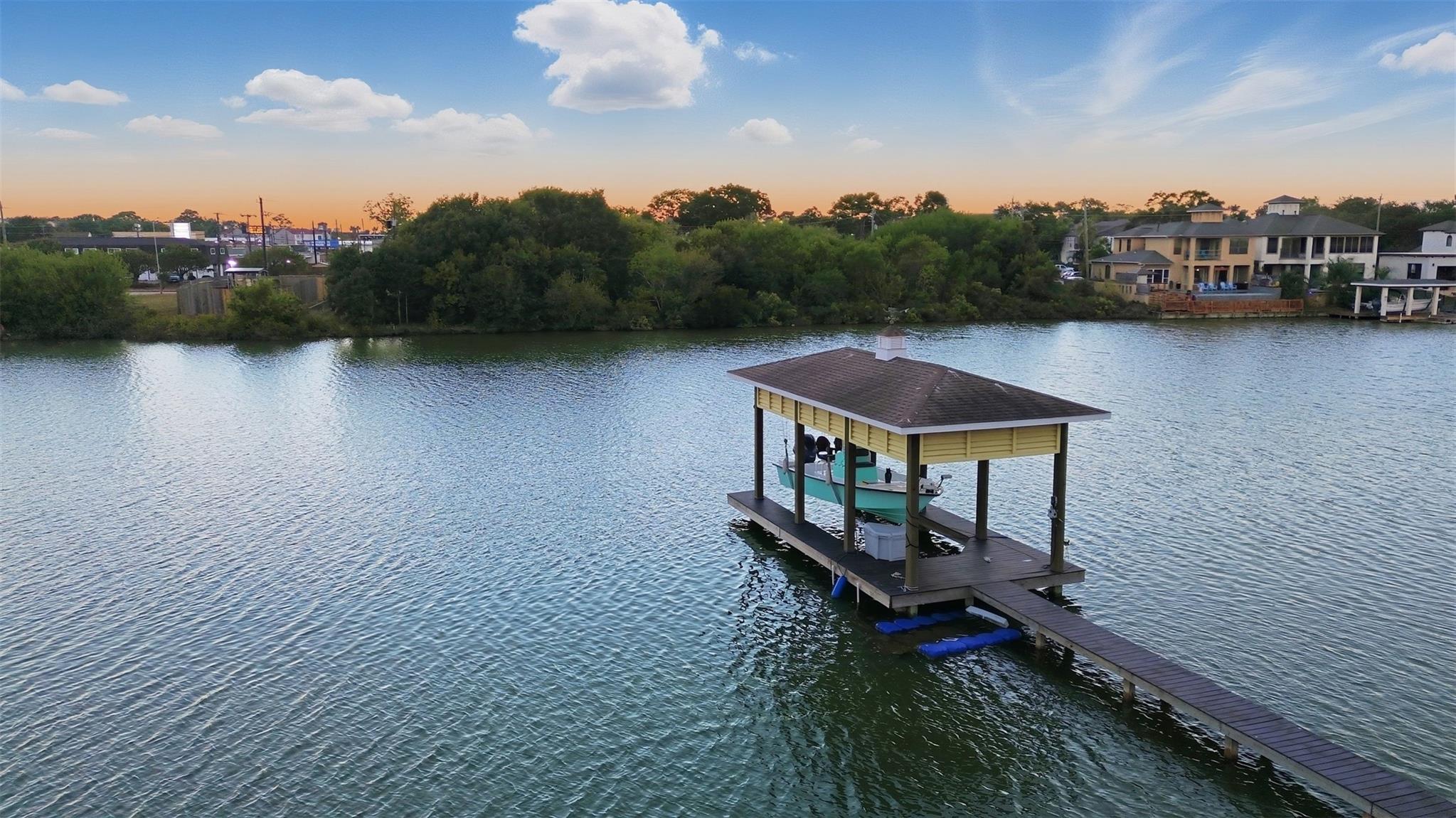 2009 Oceanview Drive